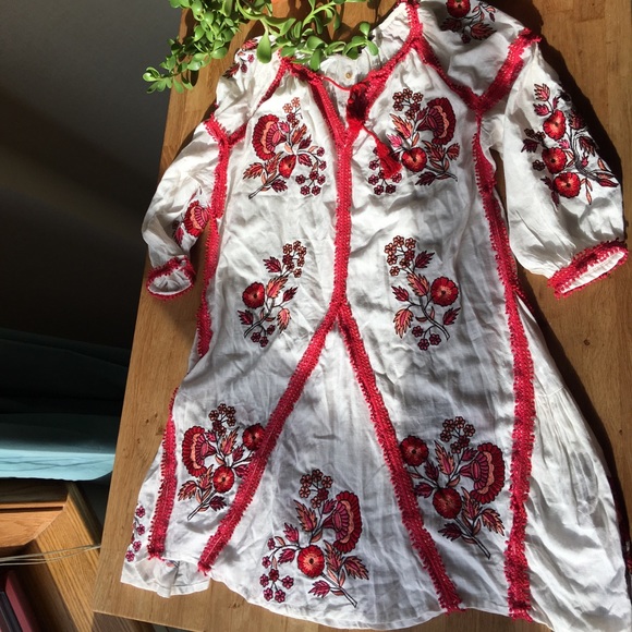 *SOLD*Ranna Gill Hadley embroidered tunic. - Picture 5 of 6